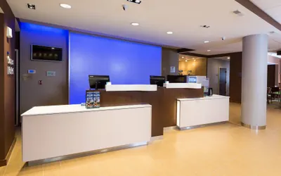 Photo 3 - Fairfield Inn & Suites by Marriott Detroit Chesterfield