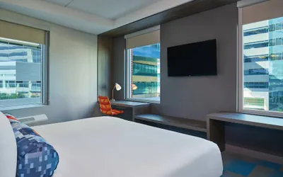 Photo 5 - Aloft by Marriott Richardson