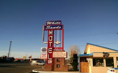 Photo 2 - White Sands Motel