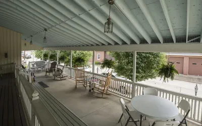 Photo 2 - Sugarcreek Village Inn