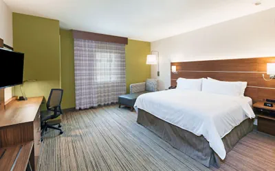 Photo 5 - Holiday Inn Express & Suites Lenexa - Overland Park Area by IHG