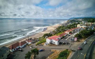Photo 2 - Ester Lee Oceanview Inn