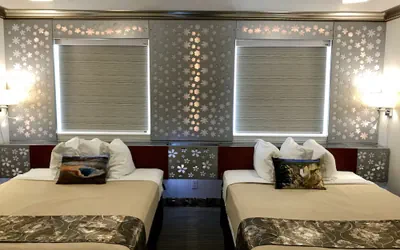 Photo 3 - Lake View Suites