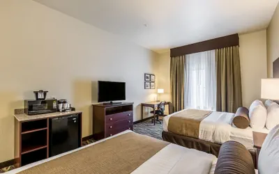Photo 5 - Cobblestone Inn & Suites at UW Stout Downtown Menomonie