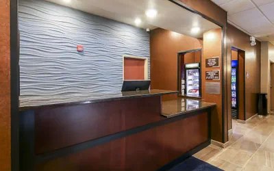 Photo 3 - Cobblestone Inn & Suites at UW Stout Downtown Menomonie