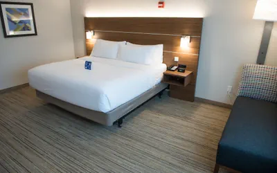 Photo 5 - Holiday Inn Express & Suites Mishawaka - South Bend by IHG