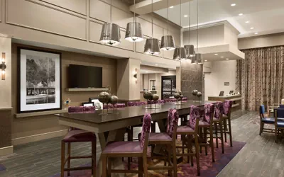 Photo 3 - Hampton Inn & Suites Seattle/Renton