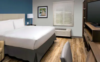 Photo 5 - WoodSpring Suites South Plainfield