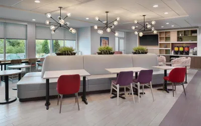 Photo 4 - Home2 Suites by Hilton Jackson MI