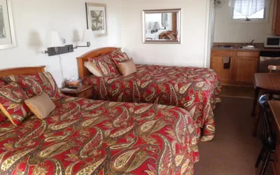 Photo 4 - The Sandpiper Beachfront Motel