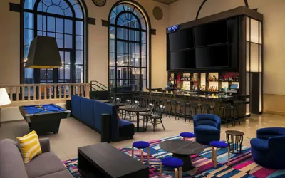 Photo 4 - Aloft by Marriott Philadelphia Downtown