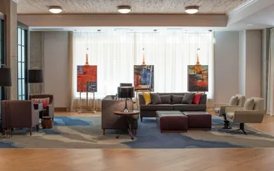 Photo 4 - Hampton Inn & Suites Portland-Pearl District