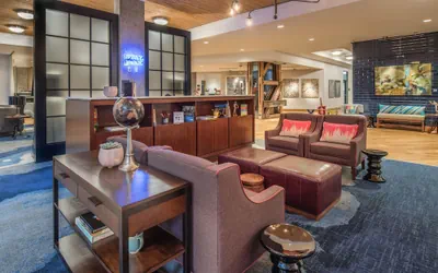 Photo 2 - Hampton Inn & Suites Portland-Pearl District