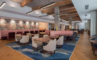 Photo 5 - Hampton Inn & Suites Portland-Pearl District