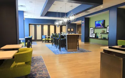 Photo 5 - Hampton Inn West Plains