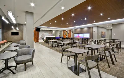Photo 4 - SpringHill Suites by Marriott Cincinnati Blue Ash