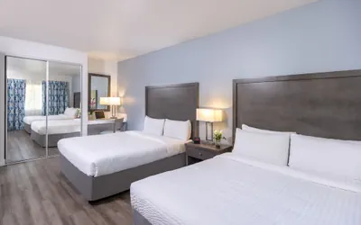 Photo 4 - Beachfront Inn and Suites at Dana Point