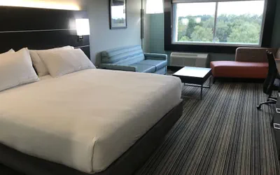 Photo 5 - Holiday Inn Express & Suites Greenville SE - Simpsonville by IHG