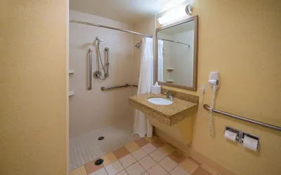 Photo 5 - Fairfield Inn & Suites by Marriott Wausau