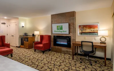 Photo 3 - Holiday Inn Stevens Point - Convention Ctr by IHG