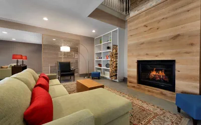 Photo 3 - Country Inn & Suites by Radisson, Houghton, MI