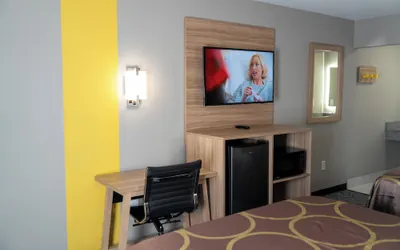 Photo 2 - Super 8 by Wyndham Antioch/Nashville South East
