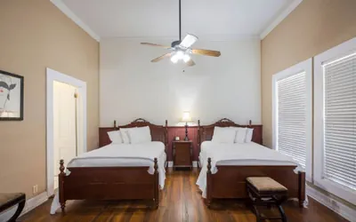 Photo 5 - Coombs Inn & Suites