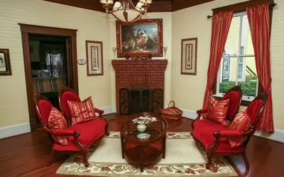Photo 2 - Coombs Inn & Suites