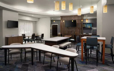 Photo 2 - SpringHill Suites by Marriott Fort Myers Airport