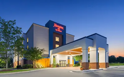 Photo 2 - Hampton Inn Farmville, VA