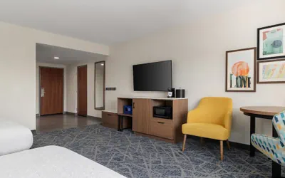 Photo 5 - Hampton Inn Farmville, VA