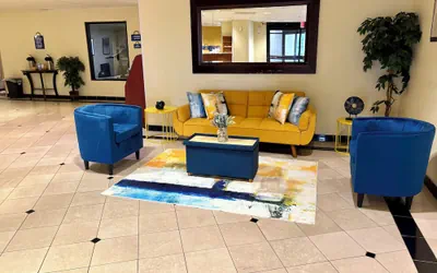 Photo 3 - Days Inn & Suites by Wyndham Laurel Near Fort Meade