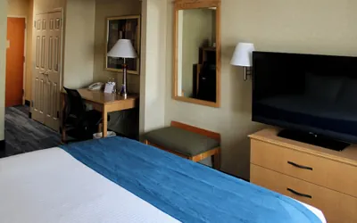 Photo 2 - Marco LaGuardia Hotel