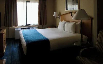 Photo 3 - Marco LaGuardia Hotel
