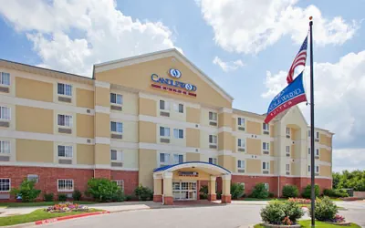 Photo 2 - Candlewood Suites Joplin by IHG