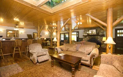 Photo 4 - Highland Lake Inn & Resort