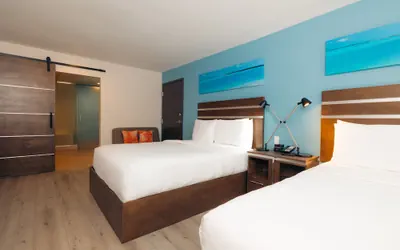 Photo 5 - The Cove Hotel, Long Beach