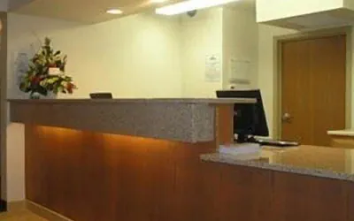 Photo 2 - Birch Hill Suites Dayton - WP AFB