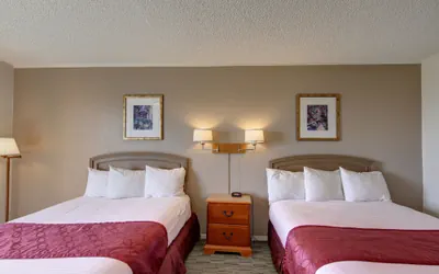 Photo 5 - Desert Hot Springs Spa Hotel