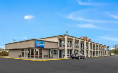 Photo 2 - Motel 6 Tupelo, MS - Downtown