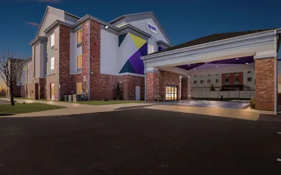 Photo 2 - Spark by Hilton Catoosa