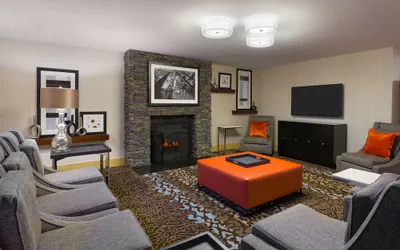 Photo 4 - Hampton Inn Danbury