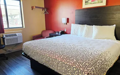 Photo 5 - Budgetel Inn and Suites