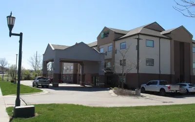 Holiday Inn Express & Suites Lincoln South by IHG