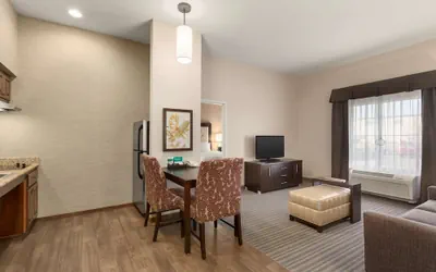 Photo 5 - Homewood Suites by Hilton Fargo