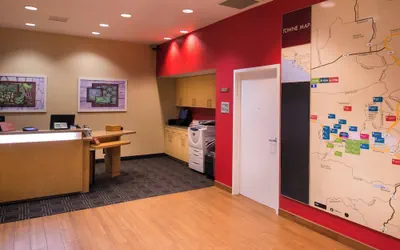 Photo 2 - TownePlace Suites Thousand Oaks Ventura County