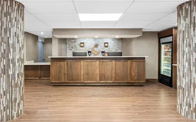 Photo 5 - Comfort Suites Near Potomac Mills