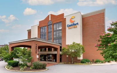 Photo 2 - Comfort Suites Near Potomac Mills