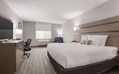 Photo 2 - Best Western NSU Inn