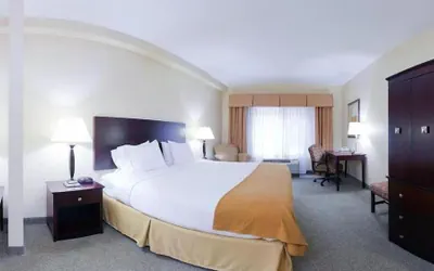 Photo 5 - Holiday Inn Express Hotel & Suites Athens by IHG